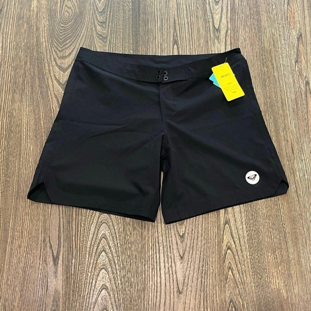 NWT Roxy Women’s Swin Shorts Flat Front Relaxing Lounge Black Size Large